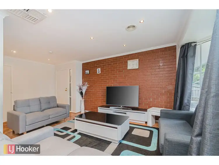 Fourth view of Homely house listing, 11 Banbury Crescent, Craigieburn VIC 3064