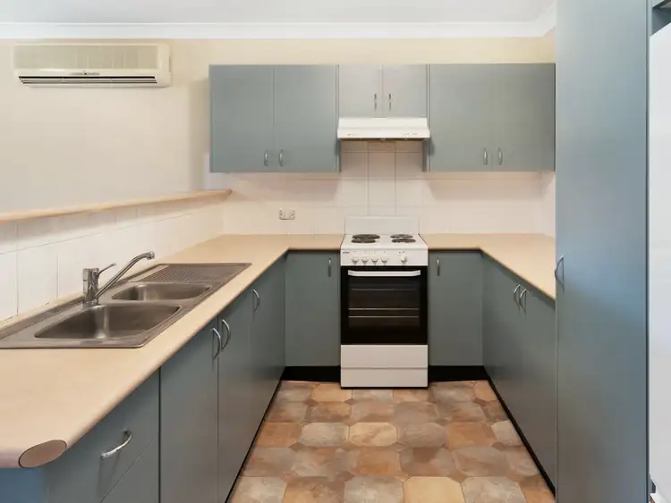 Second view of Homely unit listing, 3/5 Proserpine Close, Ashtonfield NSW 2323
