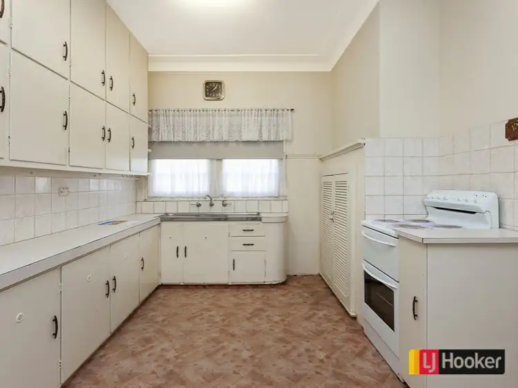 Fifth view of Homely house listing, 3 Vera Street, Tamworth NSW 2340