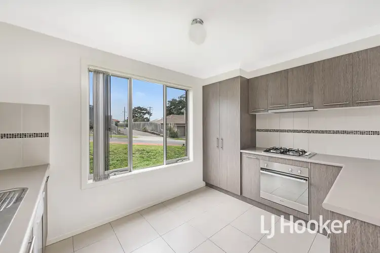 Fifth view of Homely house listing, 3 McClenaghan Place, Pakenham VIC 3810