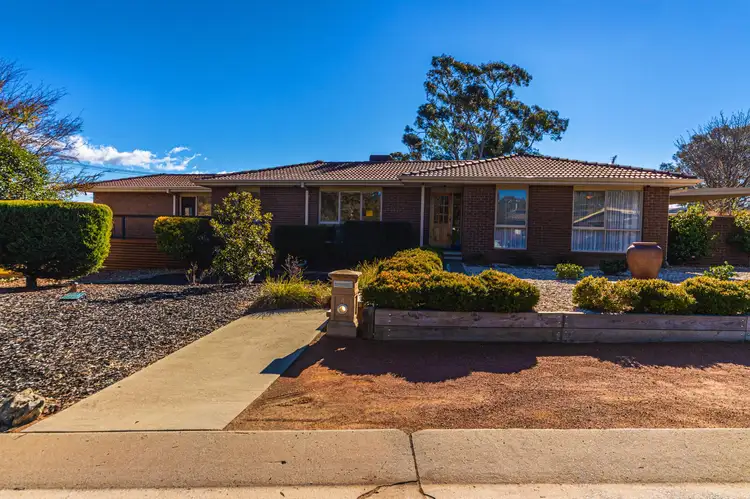 4 McLellan Place, Wanniassa ACT 2903