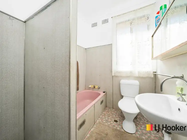 Fourth view of Homely house listing, 13 Karani Ave, Guildford NSW 2161