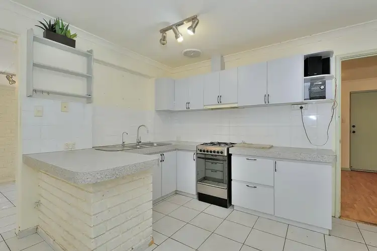 Fifth view of Homely house listing, 8 Kangaroo Entrance, Stratton WA 6056