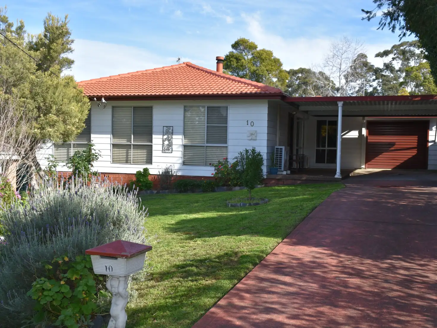 Main view of Homely house listing, 10 Cobham Close, Raymond Terrace NSW 2324