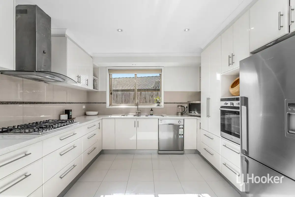Main view of Homely unit listing, 1/7 Royal Court, Seabrook VIC 3028