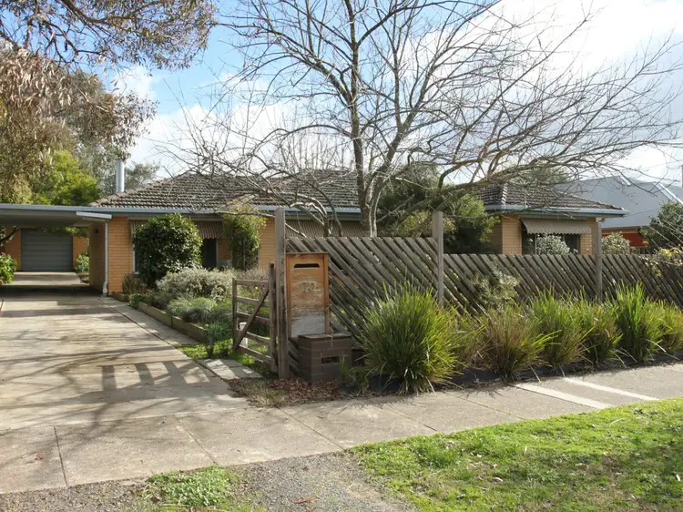 70 Bayley Street, Alexandra VIC 3714