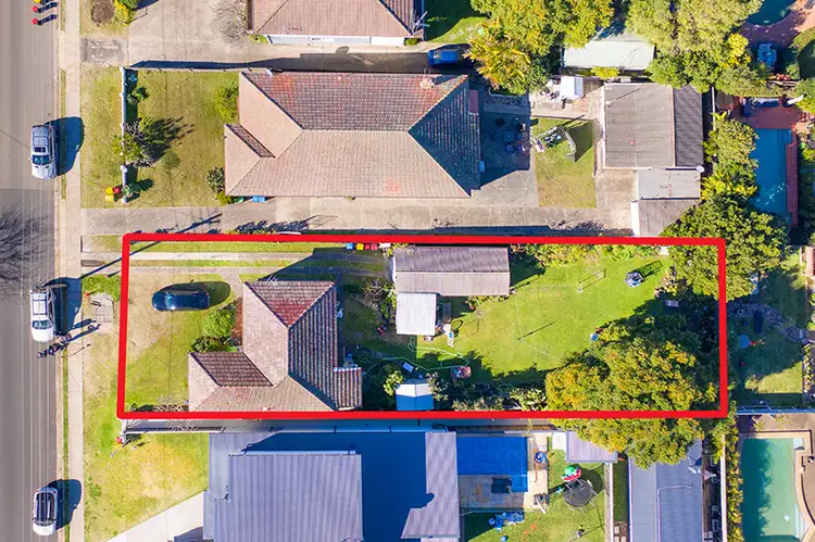 Fifth view of Homely house listing, 35 South Creek Road, Dee Why NSW 2099