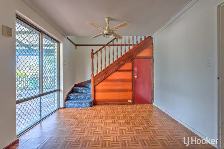 Sixth view of Homely house listing, 2 Delamere Way, Camillo WA 6111