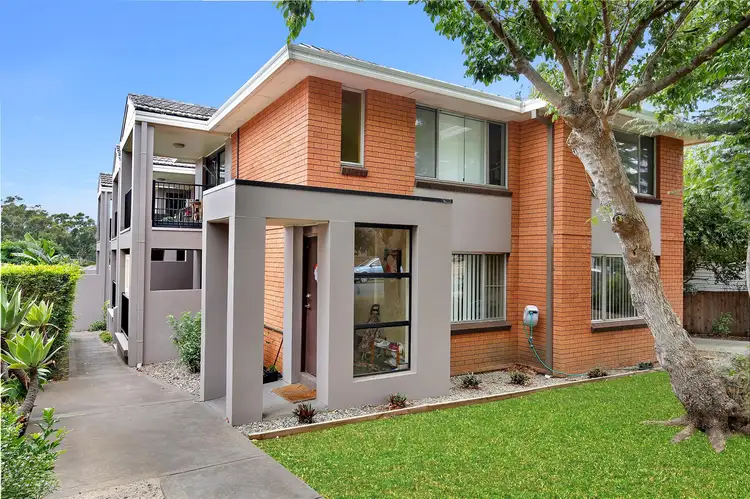Main view of Homely unit listing, 4/11 England Street, West Wollongong NSW 2500