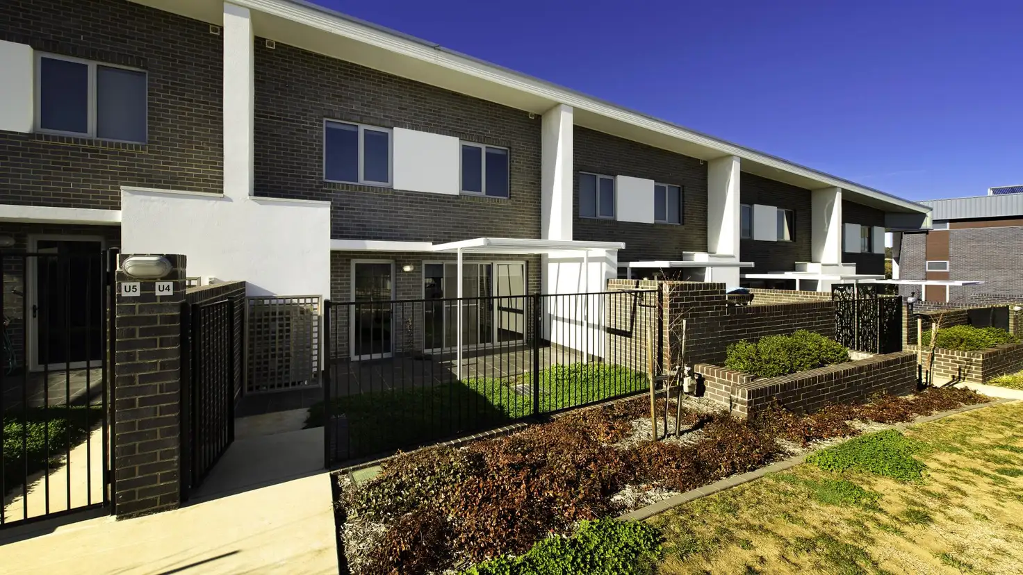 Main view of Homely townhouse listing, 4/5 Nevertire Street, Lawson ACT 2617