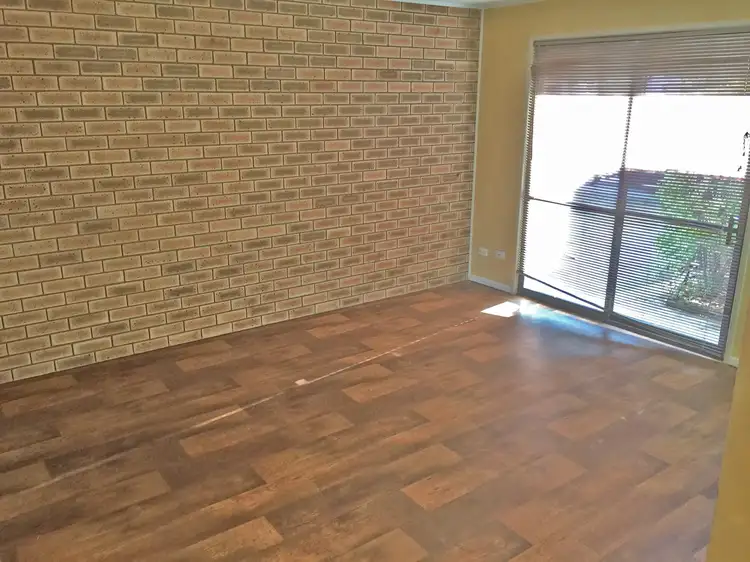 Second view of Homely unit listing, 2/4 Conoble Court, Eagleby QLD 4207