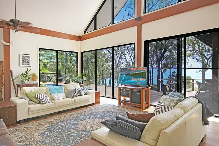 2-26 Cabriolet Crescent, Macleay Island QLD 4184