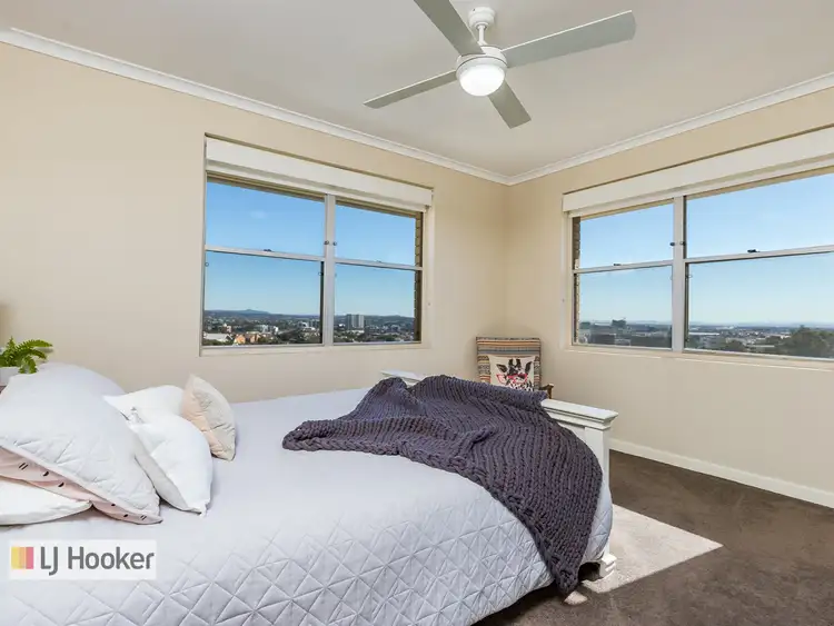 Fifth view of Homely unit listing, 4/22 Hillview Crescent, The Hill NSW 2300