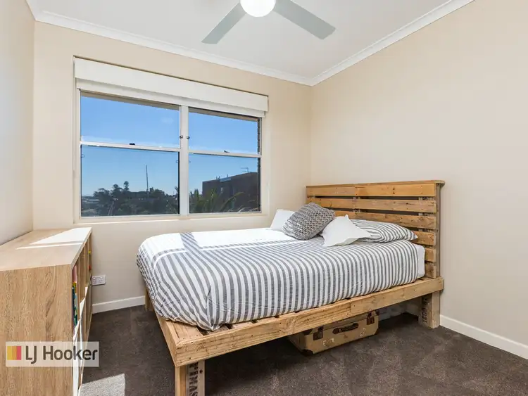 Sixth view of Homely unit listing, 4/22 Hillview Crescent, The Hill NSW 2300
