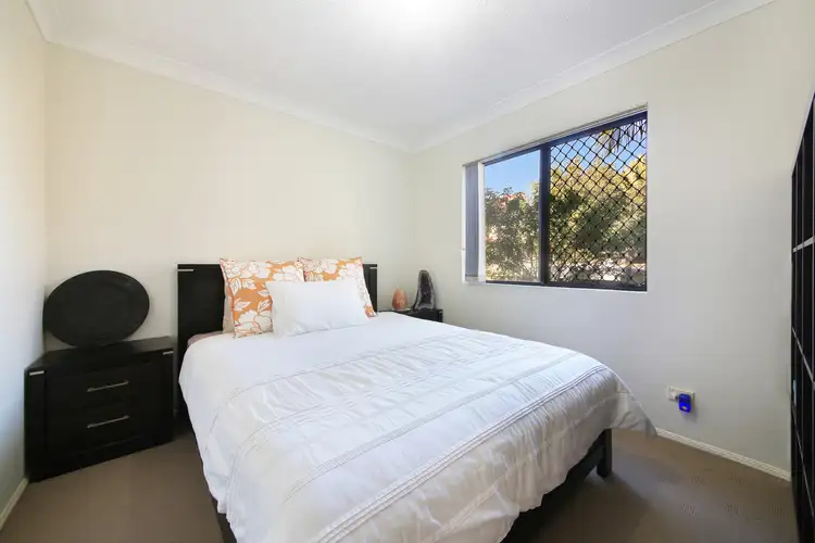 Sixth view of Homely unit listing, 4/19 Lloyd Street, Southport QLD 4215