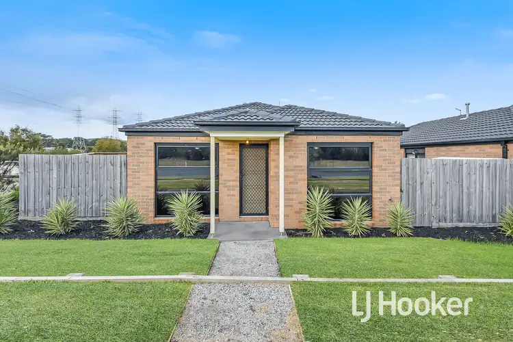 1/142 Toomuc Valley Road, Pakenham VIC 3810