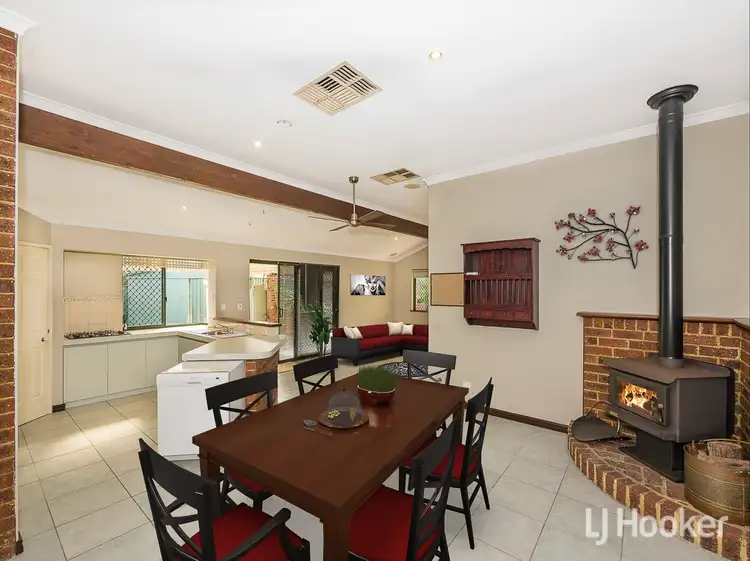 Second view of Homely house listing, 10 Bingarra Close, Port Kennedy WA 6172