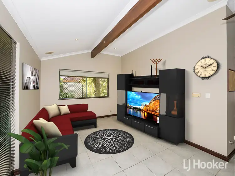 Sixth view of Homely house listing, 10 Bingarra Close, Port Kennedy WA 6172
