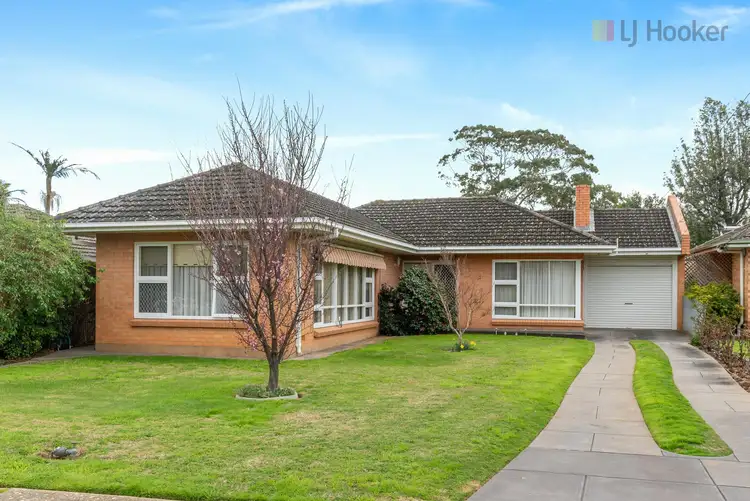 12 Meadowvale Road, Sturt SA 5047