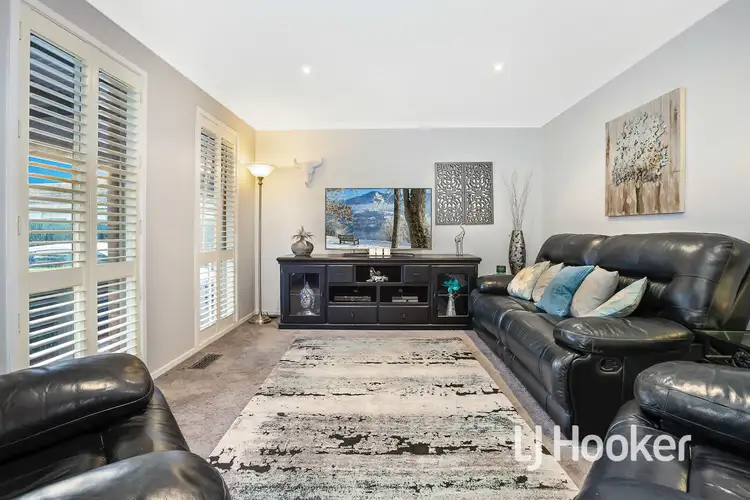 Seventh view of Homely house listing, 8 Lindsay Crescent, Lynbrook VIC 3975
