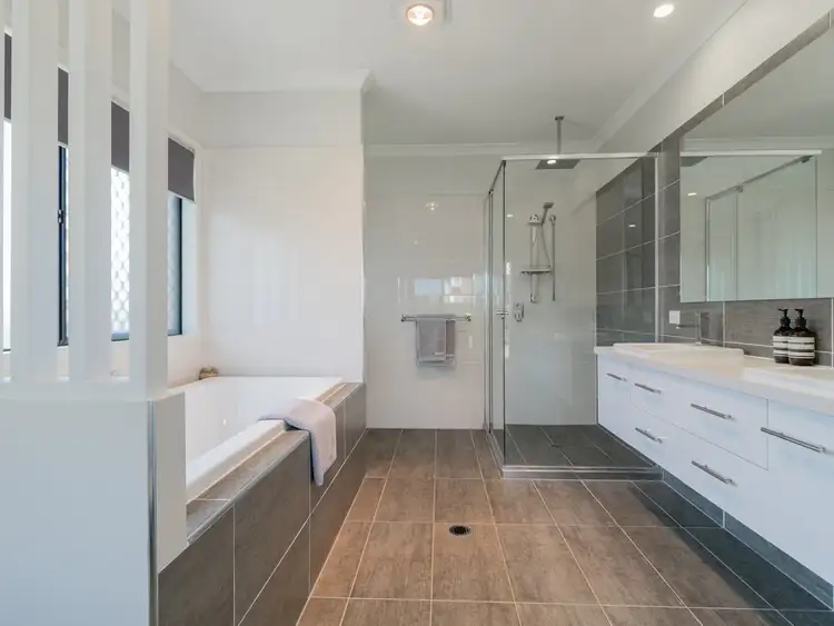 Sixth view of Homely house listing, 9 Pandanus Court, Regents Park QLD 4118