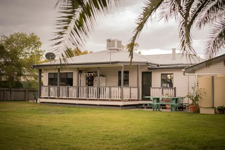 11 Prince Street, Roma QLD 4455