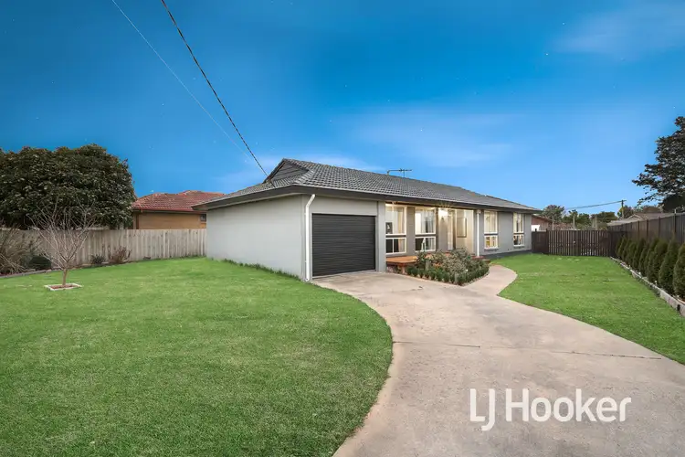 8 Rosalie Court, Pakenham VIC 3810