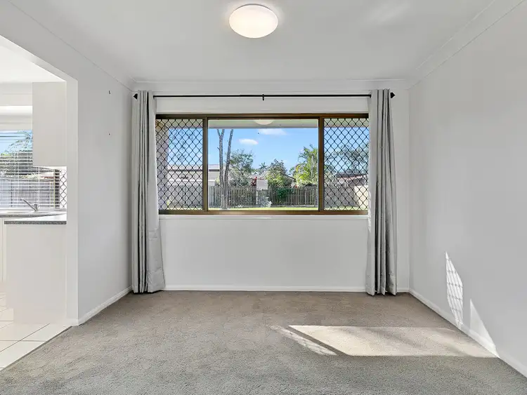 Fifth view of Homely house listing, 4 Julieanne Court, Cleveland QLD 4163