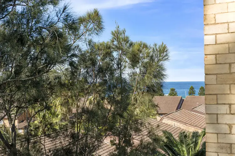 Fourth view of Homely unit listing, 7/16 Darley Street East, Mona Vale NSW 2103