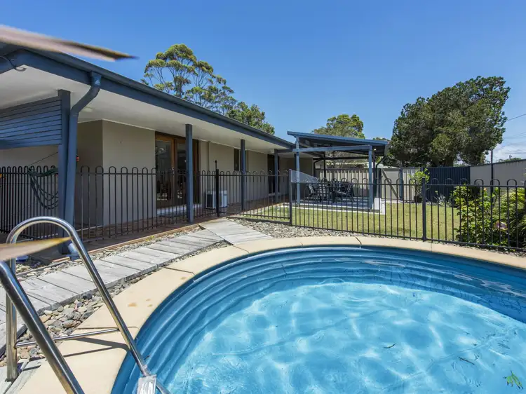 16 Loxton Avenue, Iluka NSW 2466