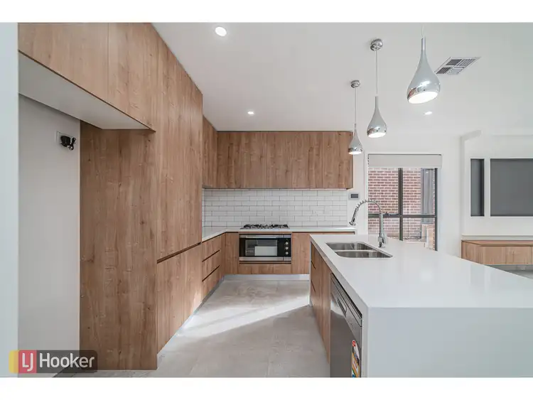 Fifth view of Homely house listing, 106 Gallantry Avenue, Craigieburn VIC 3064