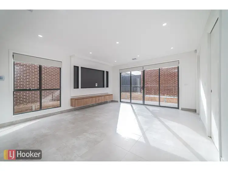 Seventh view of Homely house listing, 106 Gallantry Avenue, Craigieburn VIC 3064