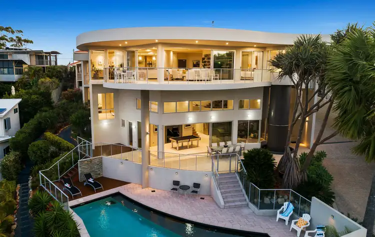 11 Tantula Road East, Alexandra Headland QLD 4572