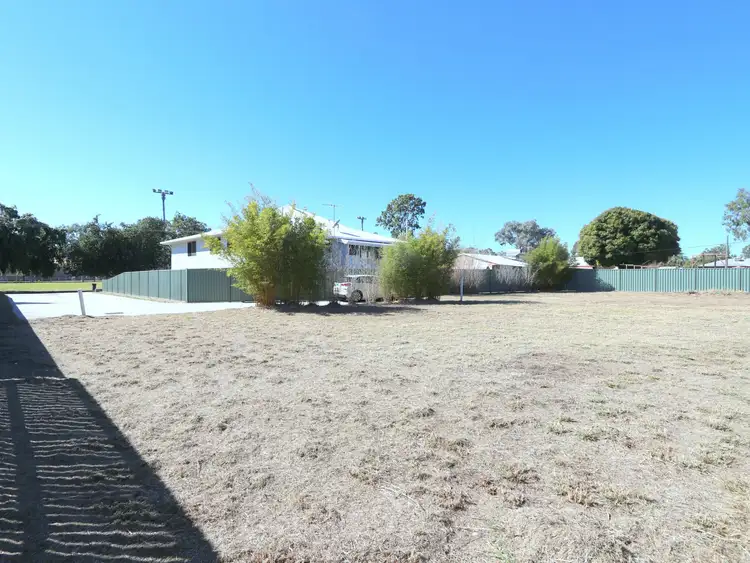 Lot 102 & 103/49 Dundas Street, Emerald QLD 4720