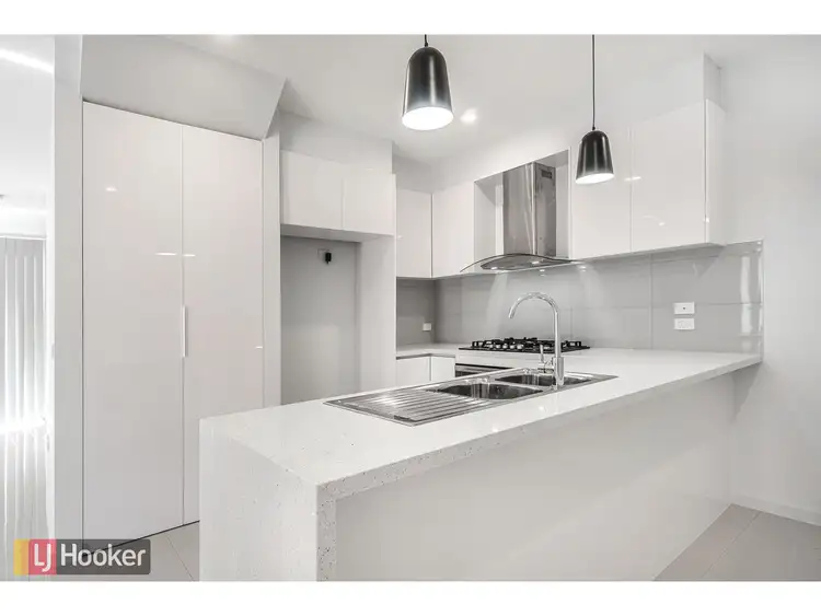 Seventh view of Homely townhouse listing, 16 Zeal Way, Craigieburn VIC 3064