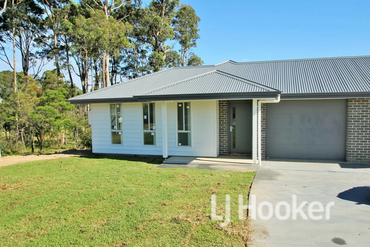 Main view of Homely semi-detached listing, 86A Links Avenue, Sanctuary Point NSW 2540