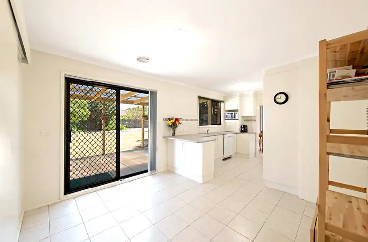 Fifth view of Homely house listing, 10 Degraves Crescent, Wanniassa ACT 2903