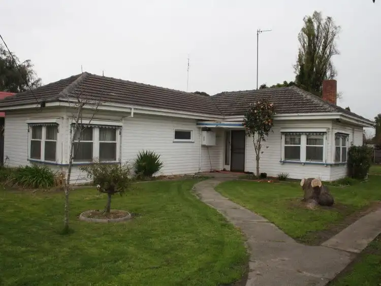 50 Day Street, Bairnsdale VIC 3875