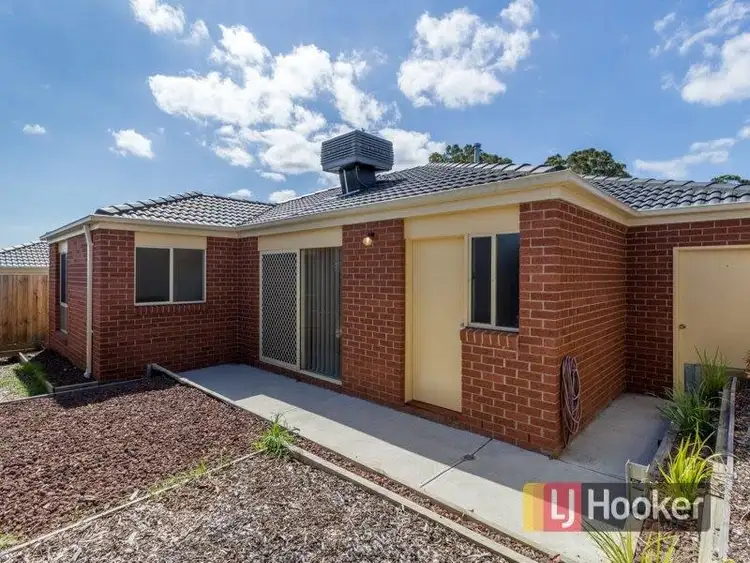 Seventh view of Homely house listing, 11 Doonie Way, Pakenham VIC 3810