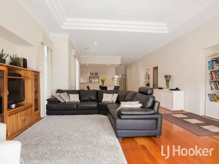 22 Hartree Close, Willagee WA 6156