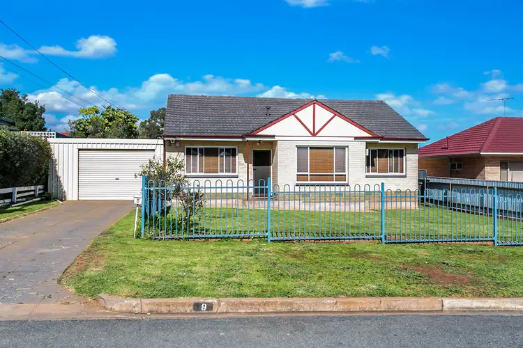 9 Kennett Street, Para Hills SA 5096
