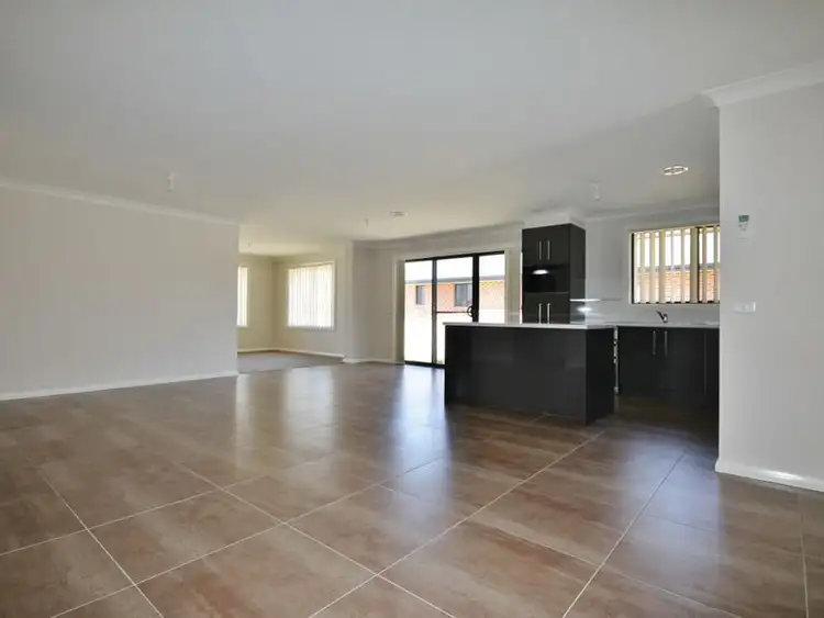 Fifth view of Homely house listing, 1 Jade Close, Kelso NSW 2795