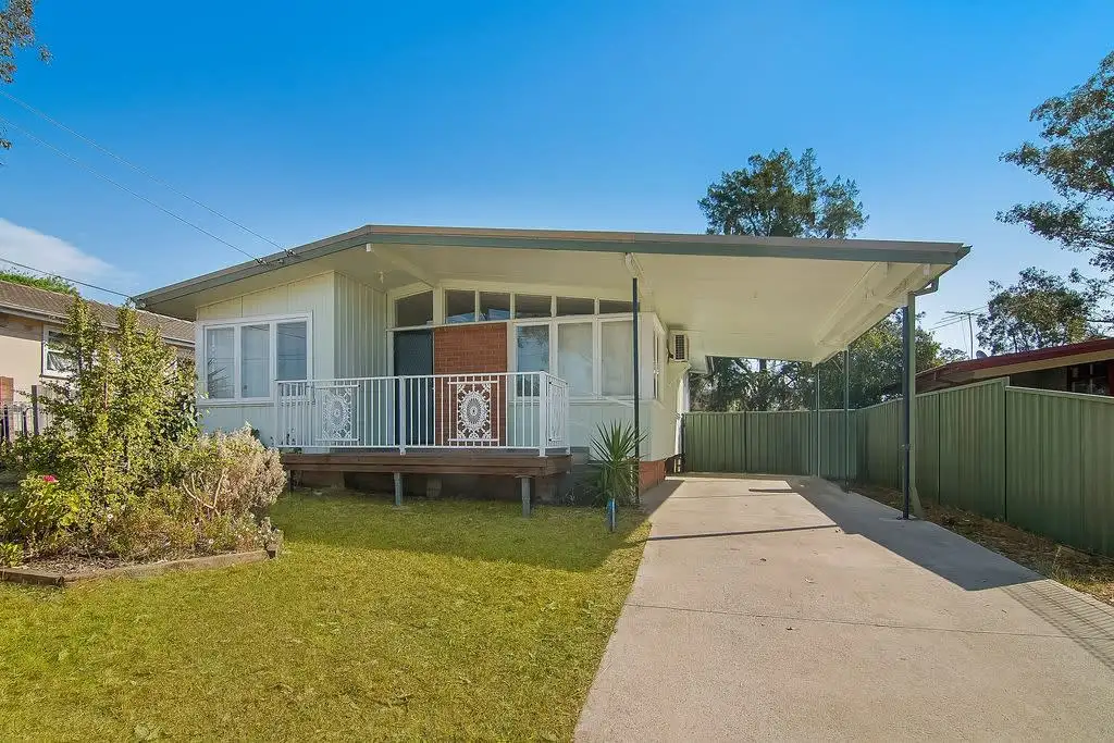 Main view of Homely house listing, 46 Mindanao Avenue, Lethbridge Park NSW 2770