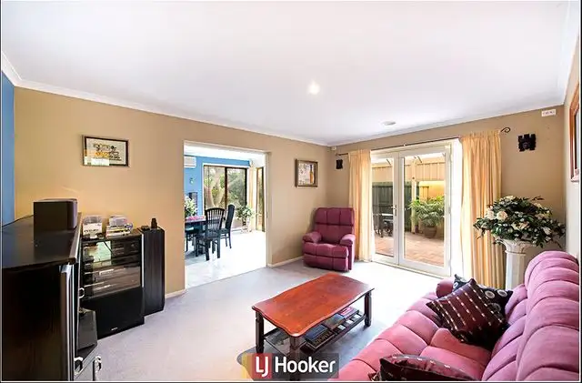 37 Bunduluk Crescent, Ngunnawal ACT 2913
