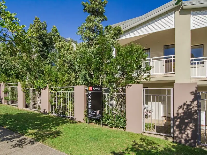 Main view of Homely townhouse listing, 4/12 Geraldton Drive, Varsity Lakes QLD 4227
