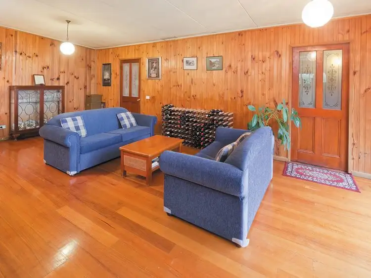 Seventh view of Homely house listing, 10 Batavia Avenue, Boronia VIC 3155