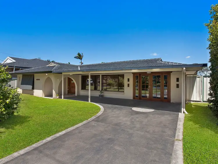 8 Arakoon Road, Kincumber NSW 2251