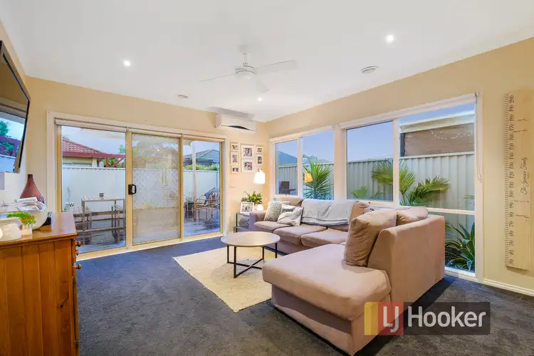 Fifth view of Homely house listing, 15 Catherine Place, Pakenham VIC 3810