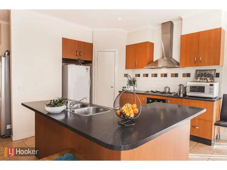 Second view of Homely house listing, 4 Pinehurst Rise, Craigieburn VIC 3064