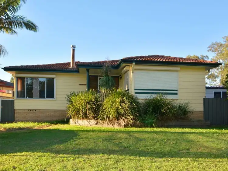 Main view of Homely house listing, 14 Lorraine Close, Thornton NSW 2322